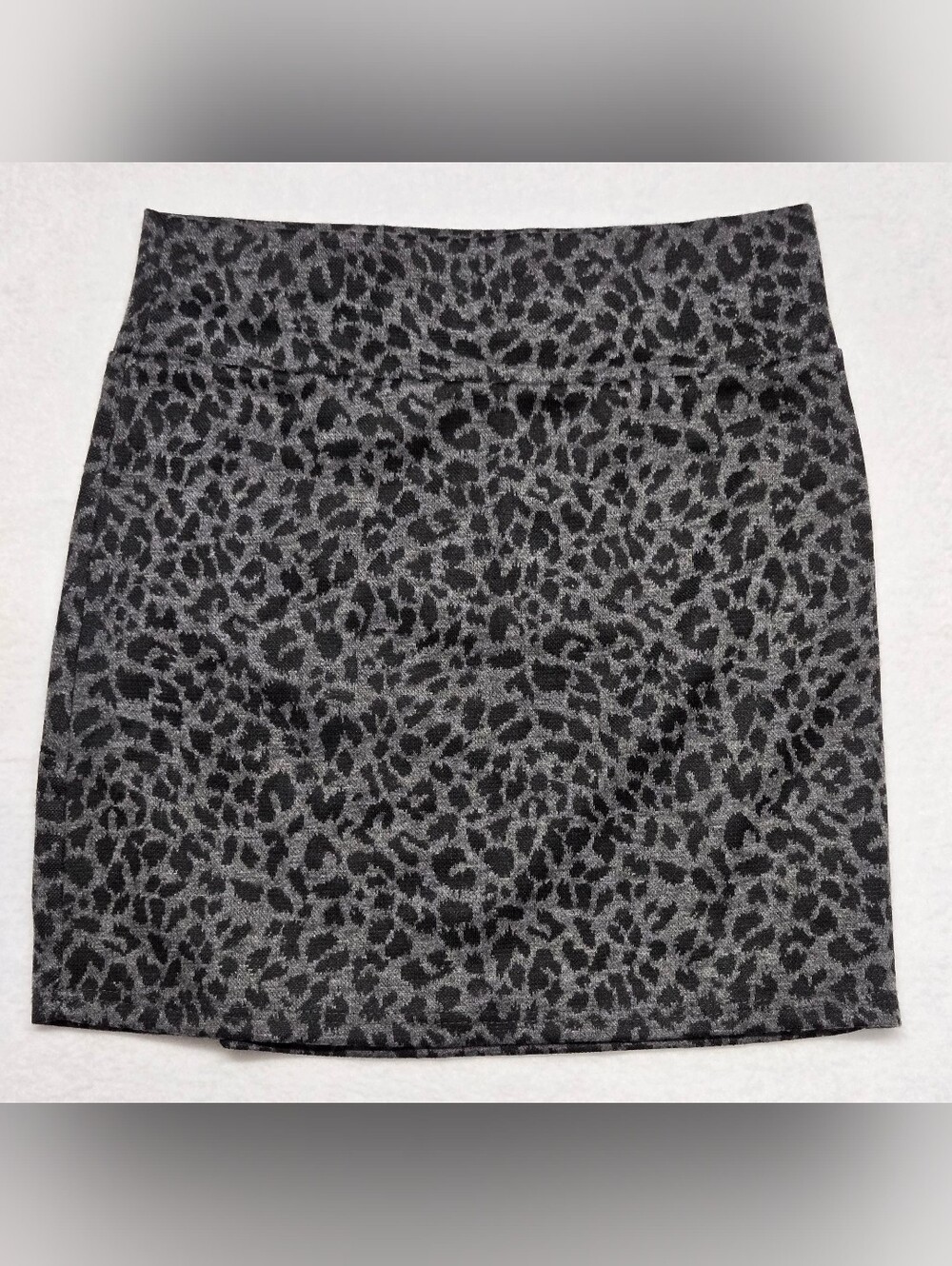 Love Republic S Mini Stretch Knit Bodycon Skirt Black Grey Animal Print